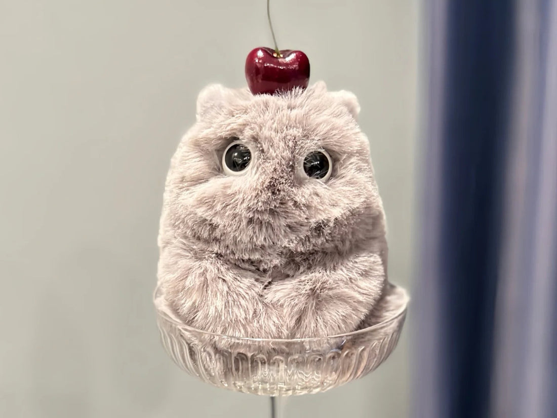 The “Goodnight Kiss” I Didn’t Know I Needed: An ISFJ’s Love Letter to FUFUSOUL’s Tipsy Gin Plush