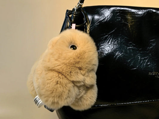 Finding Comfort in a Pocket-Sized World: My FUFUSOUL Chestnut Warmth Story