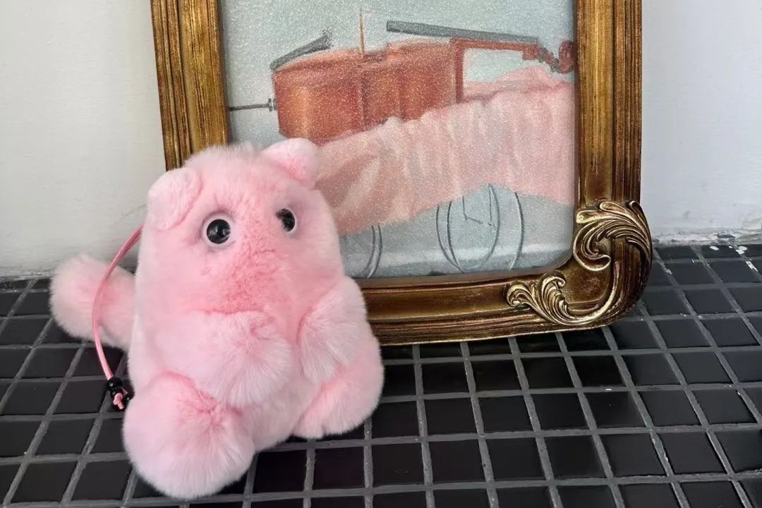 An ESTP‘s Confession: How a $139 Strawberry-Scented Plush Ended My Home’s “Diffuser Disaster”